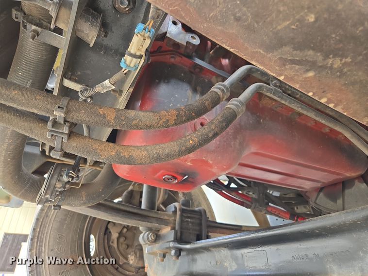 image for item EC3457 2018 International 4300 utility / service truck