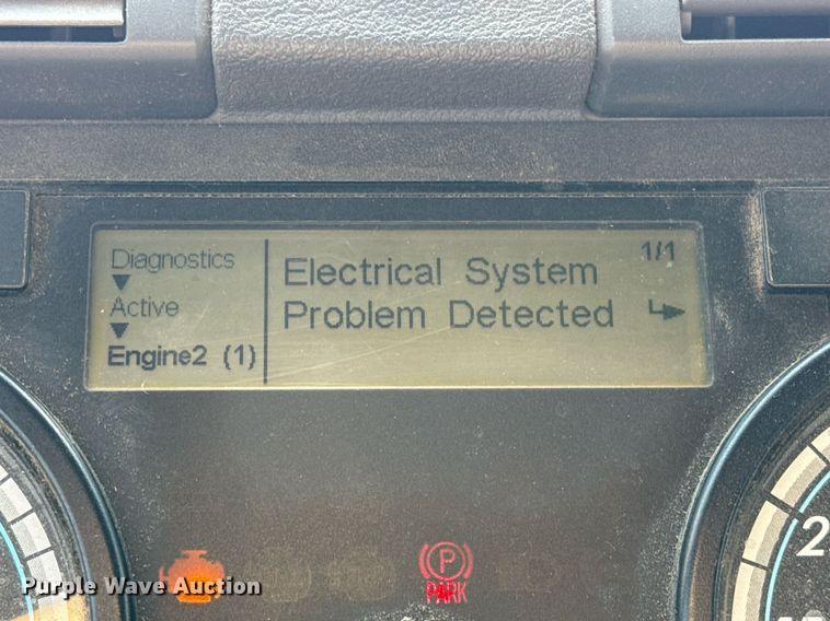 image for item ED5486 2017 Freightliner Cascadia semi truck