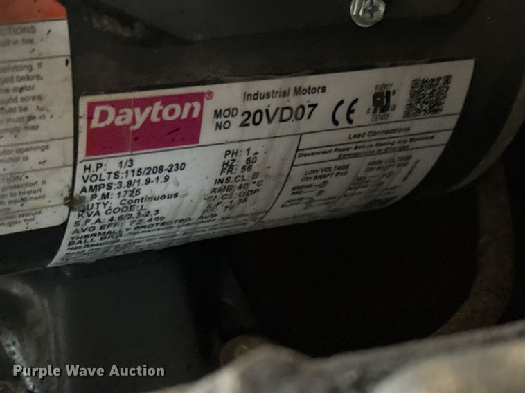 image for item ED5499 1974 Trailmobile F14S4CC1 tank trailer