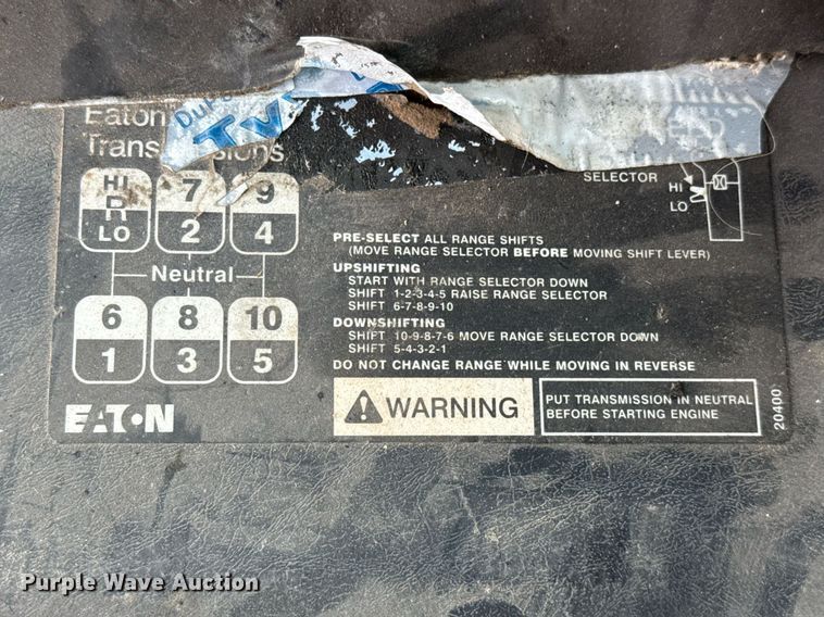 image for item ED5501 2006 International 8600 semi truck