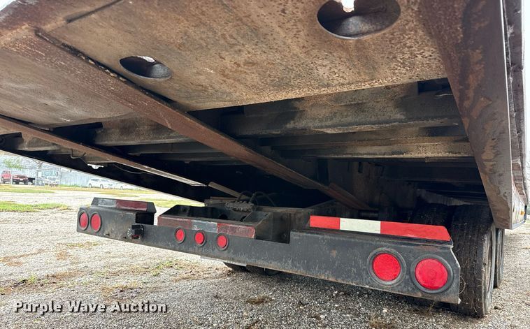 image for item ED5502 1999 Landoll tilt deck equipment trailer