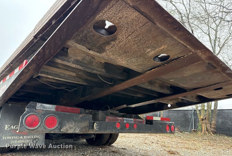 image for item ED5502 1999 Landoll tilt deck equipment trailer