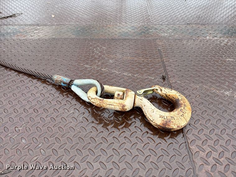 image for item ED5502 1999 Landoll tilt deck equipment trailer