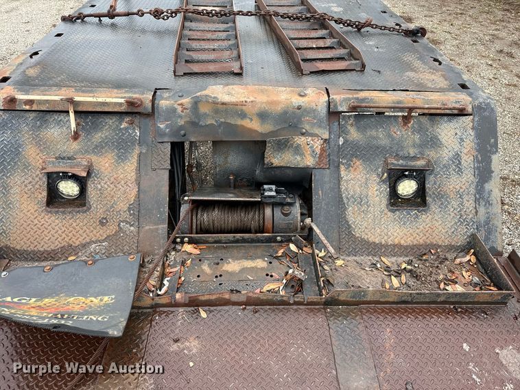 image for item ED5502 1999 Landoll tilt deck equipment trailer