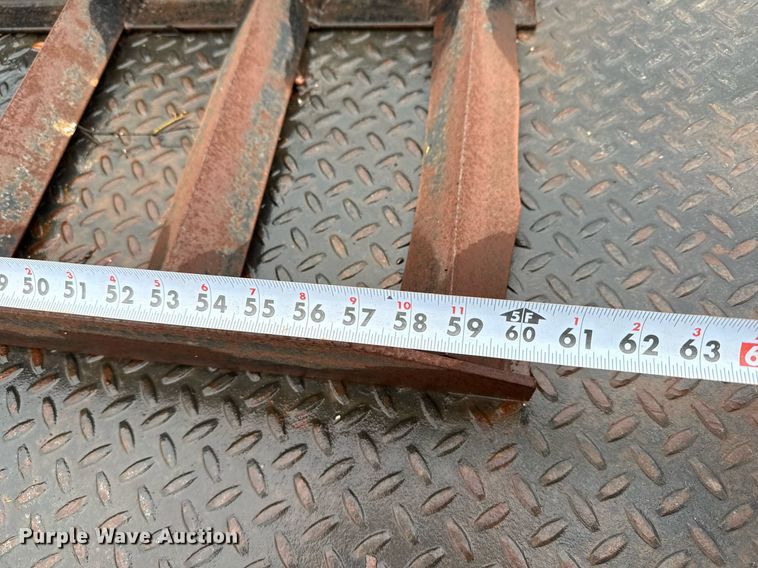 image for item ED5502 1999 Landoll tilt deck equipment trailer