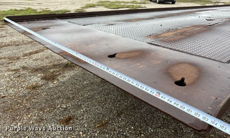 image for item ED5502 1999 Landoll tilt deck equipment trailer