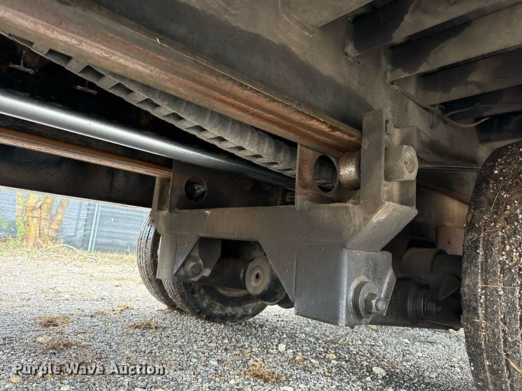 image for item ED5502 1999 Landoll tilt deck equipment trailer