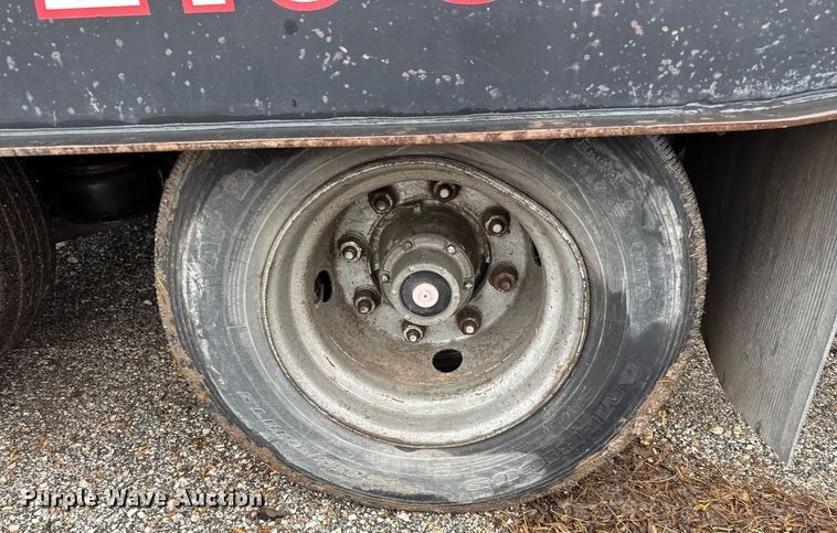 image for item ED5502 1999 Landoll tilt deck equipment trailer