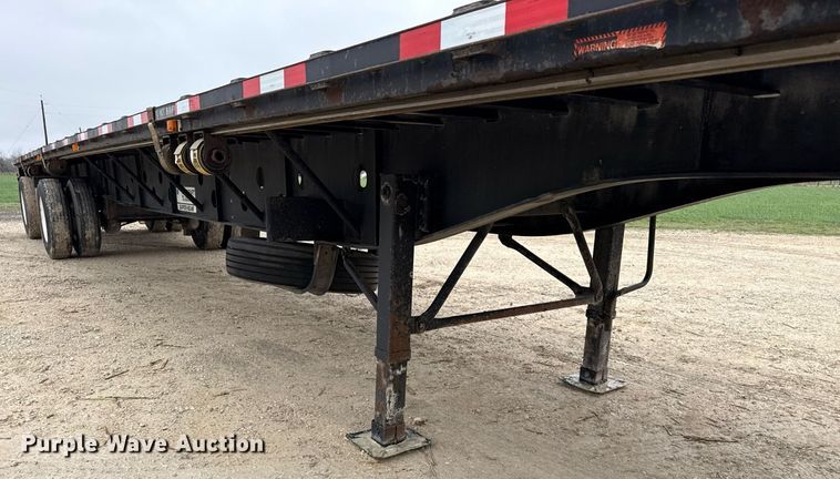 image for item ED5503 2002 Transcraft TL-2000 flatbed trailer