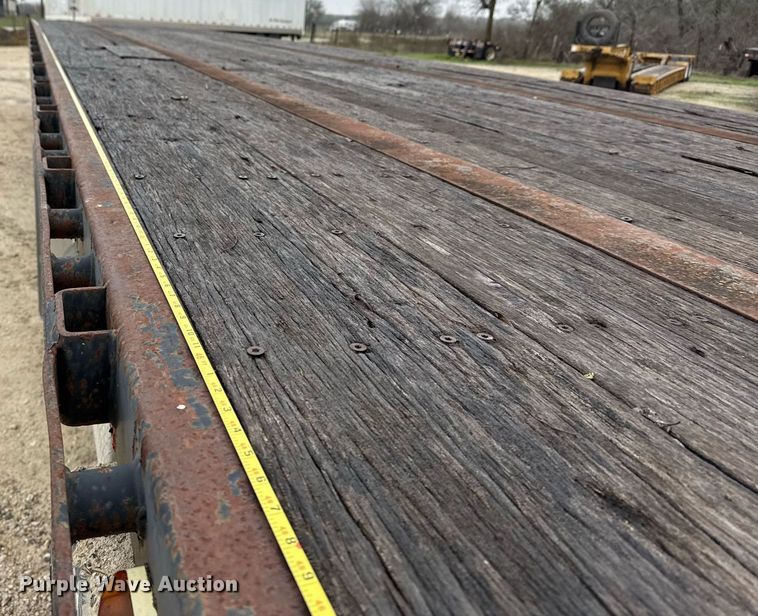 image for item ED5503 2002 Transcraft TL-2000 flatbed trailer