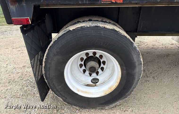 image for item ED5503 2002 Transcraft TL-2000 flatbed trailer