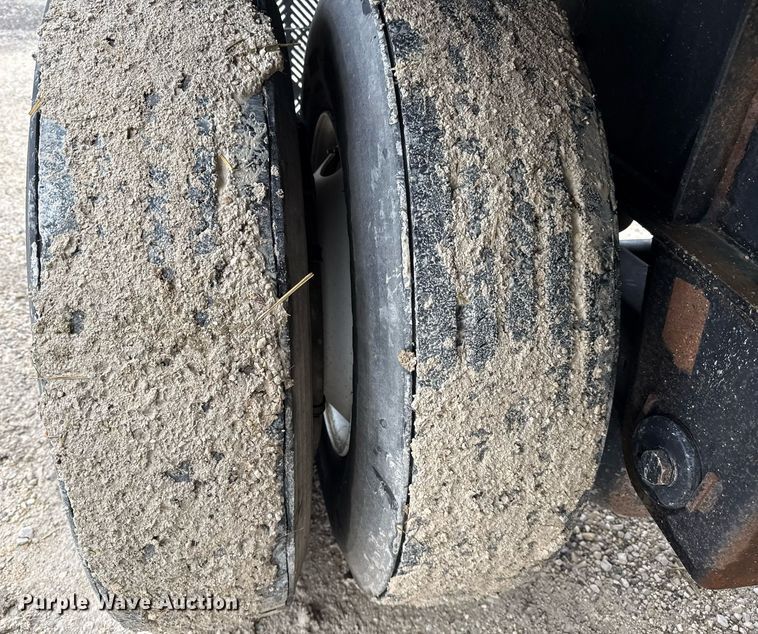 image for item ED5503 2002 Transcraft TL-2000 flatbed trailer