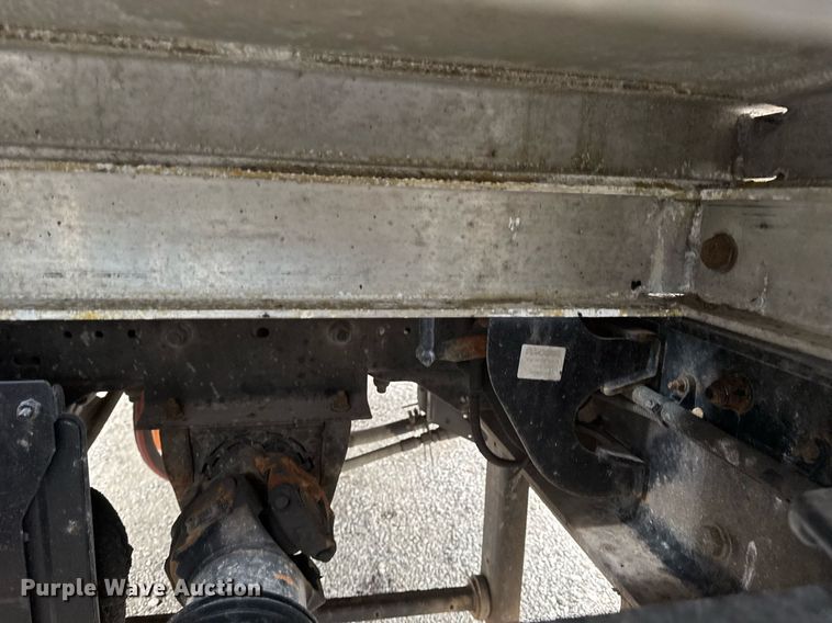 image for item EG2446 2019 Kenworth W900 semi truck