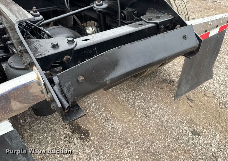 image for item EG2446 2019 Kenworth W900 semi truck