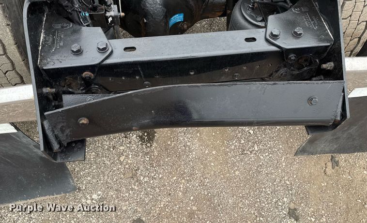 image for item EG2446 2019 Kenworth W900 semi truck