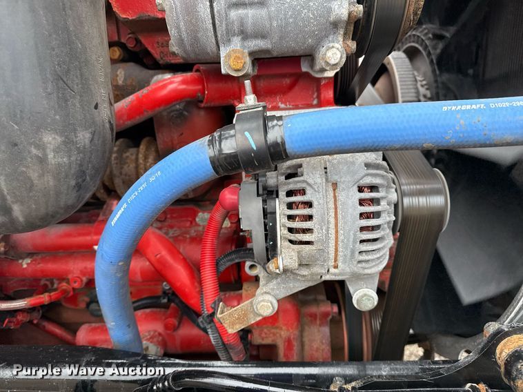 image for item EG2446 2019 Kenworth W900 semi truck