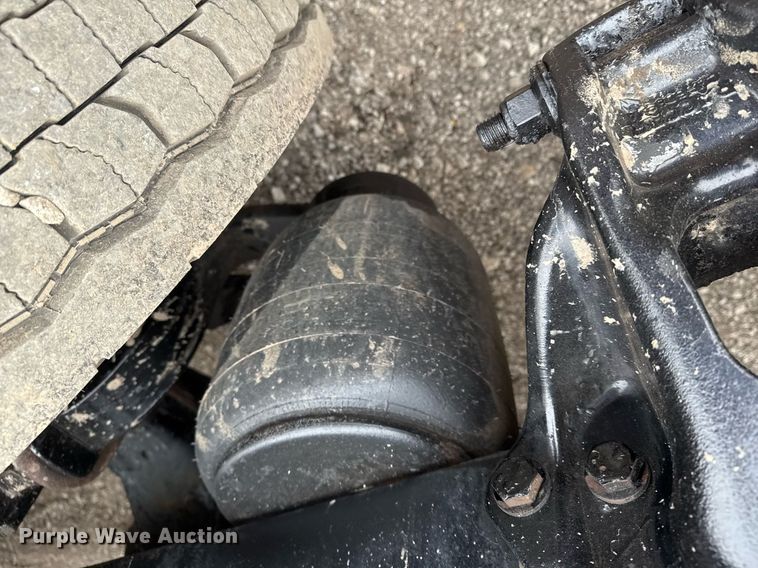 image for item EG2446 2019 Kenworth W900 semi truck