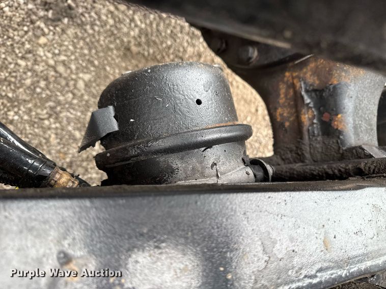 image for item EG2446 2019 Kenworth W900 semi truck