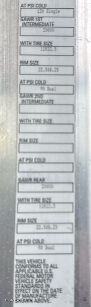 image for item EG2446 2019 Kenworth W900 semi truck