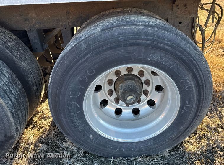 image for item EG2472 2012 Great Dane SUP-1114-31053 refrigerated van trailer