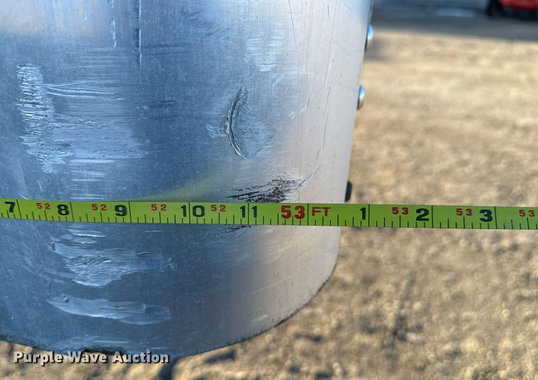 image for item EG2481 2010 Wabash dry van trailer