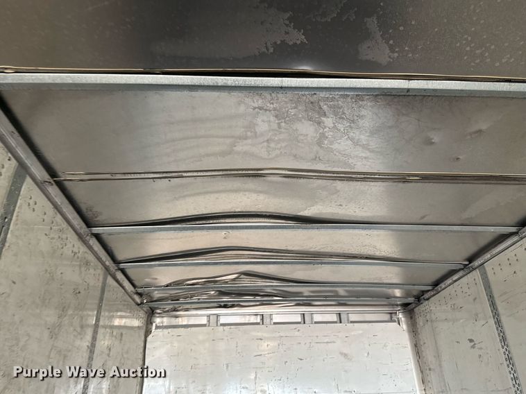 image for item EG2481 2010 Wabash dry van trailer