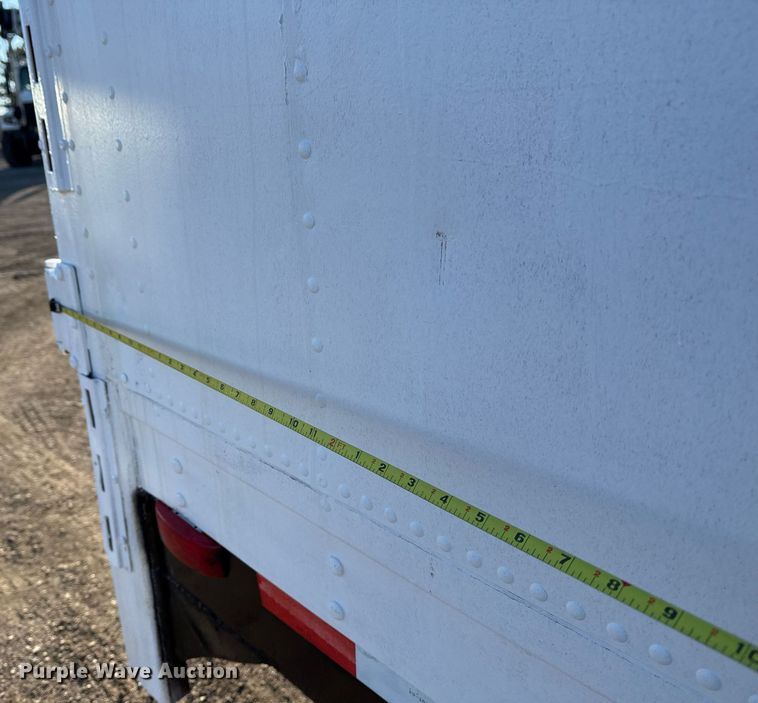 image for item EG2482 1999 Kentucky Trailers dry van trailer