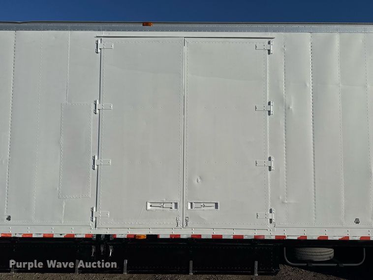 image for item EG2482 1999 Kentucky Trailers dry van trailer