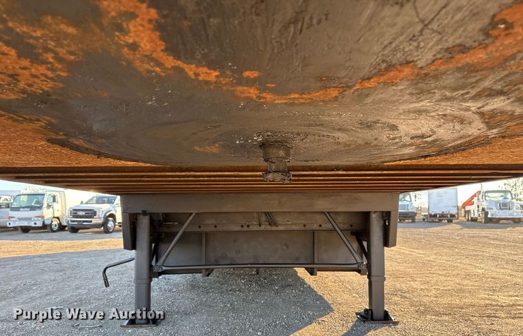 image for item EG2482 1999 Kentucky Trailers dry van trailer