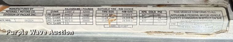 image for item EG2493 2005 Peterbilt 379 semi truck