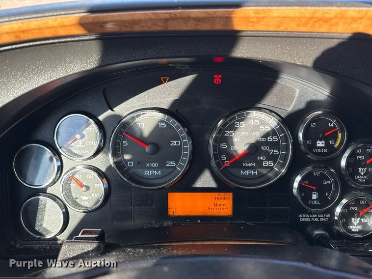 image for item EG2499 2010 International ProStar Premium semi truck