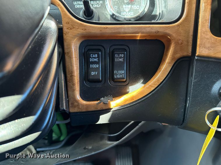 image for item EG2499 2010 International ProStar Premium semi truck