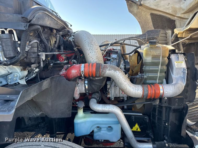 image for item EG2499 2010 International ProStar Premium semi truck