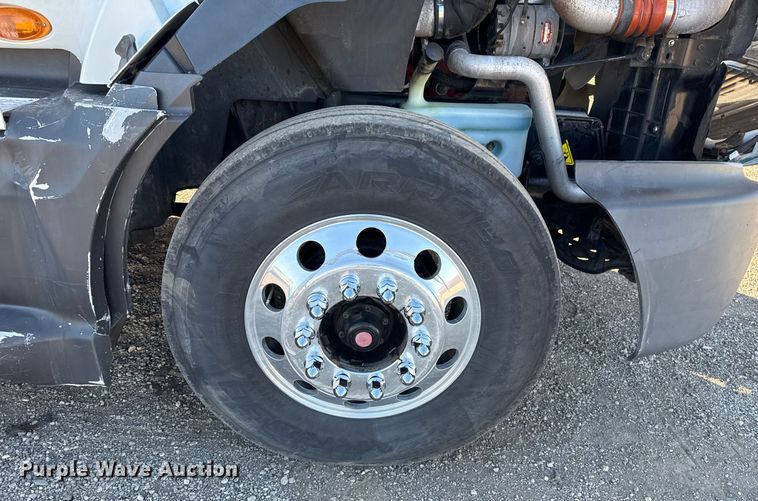 image for item EG2499 2010 International ProStar Premium semi truck