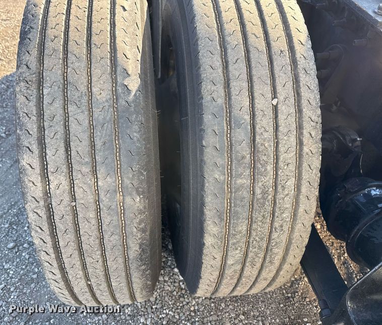 image for item EG2499 2010 International ProStar Premium semi truck