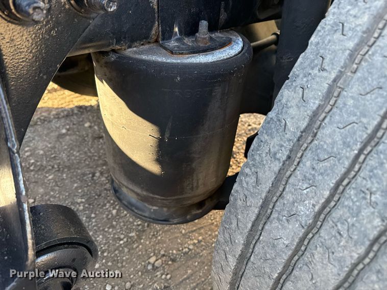 image for item EG2499 2010 International ProStar Premium semi truck