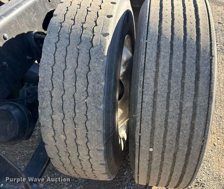 image for item EG2499 2010 International ProStar Premium semi truck