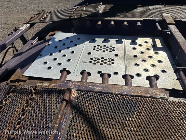 image for item EG2506 1999 Peterbilt 377 car carrier truck with car carrier trailer