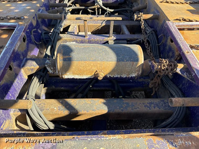 image for item EG2506 1999 Peterbilt 377 car carrier truck with car carrier trailer