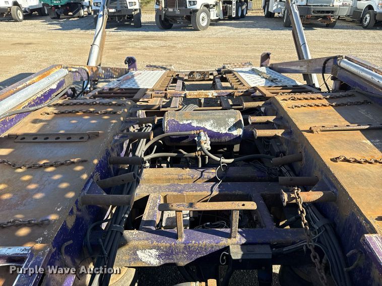 image for item EG2506 1999 Peterbilt 377 car carrier truck with car carrier trailer