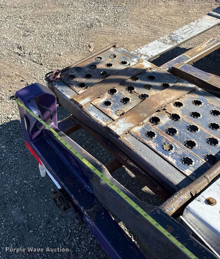 image for item EG2506 1999 Peterbilt 377 car carrier truck with car carrier trailer