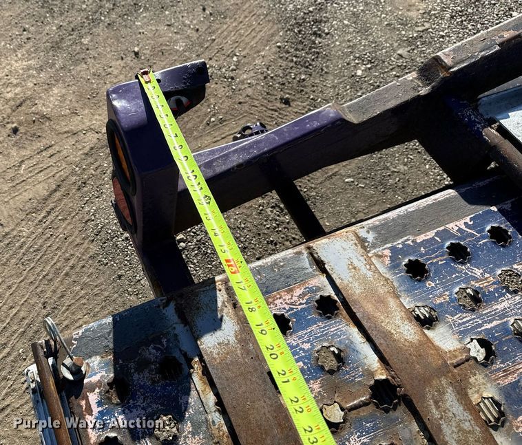 image for item EG2506 1999 Peterbilt 377 car carrier truck with car carrier trailer