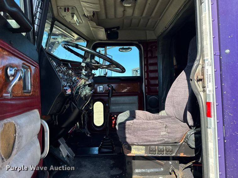 image for item EG2506 1999 Peterbilt 377 car carrier truck with car carrier trailer