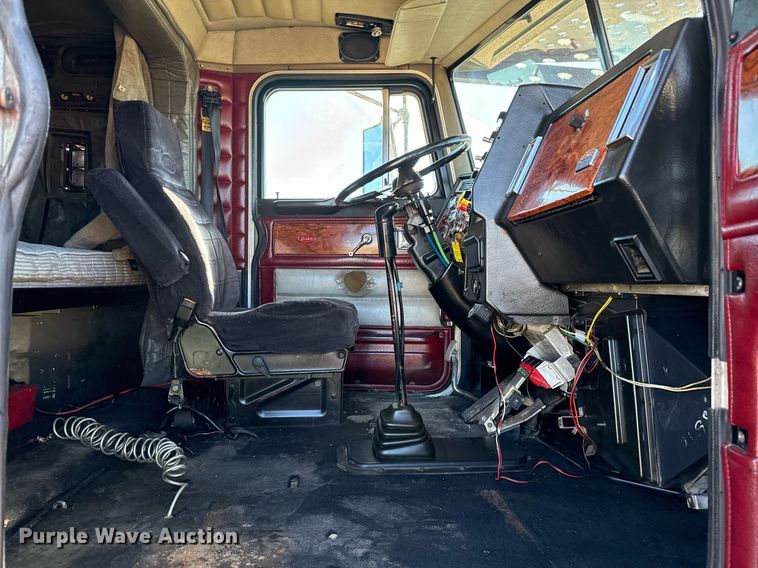 image for item EG2506 1999 Peterbilt 377 car carrier truck with car carrier trailer