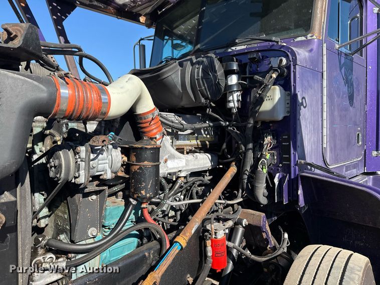 image for item EG2506 1999 Peterbilt 377 car carrier truck with car carrier trailer