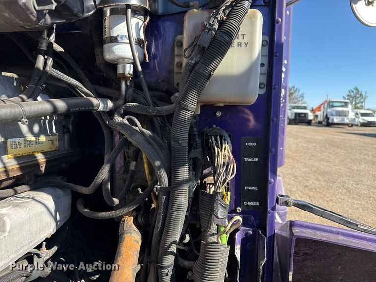 image for item EG2506 1999 Peterbilt 377 car carrier truck with car carrier trailer