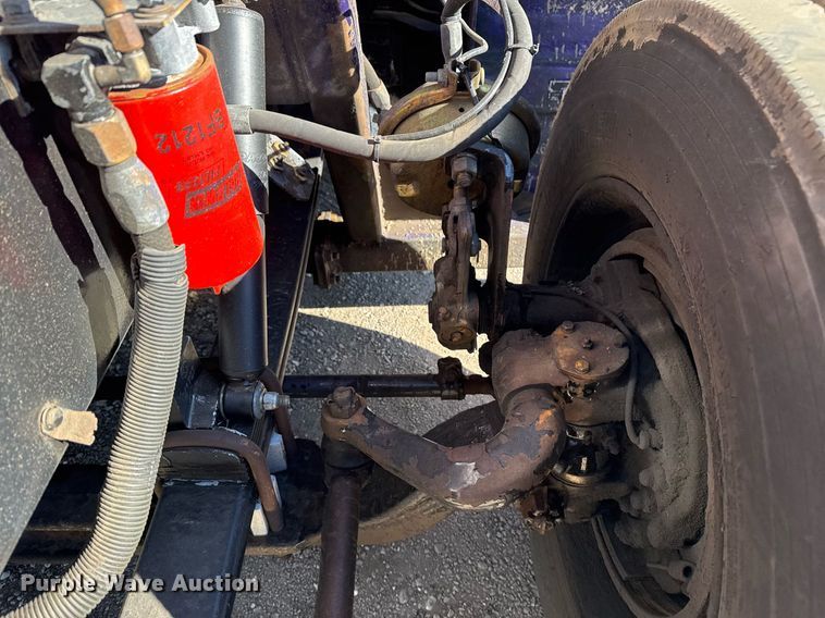 image for item EG2506 1999 Peterbilt 377 car carrier truck with car carrier trailer