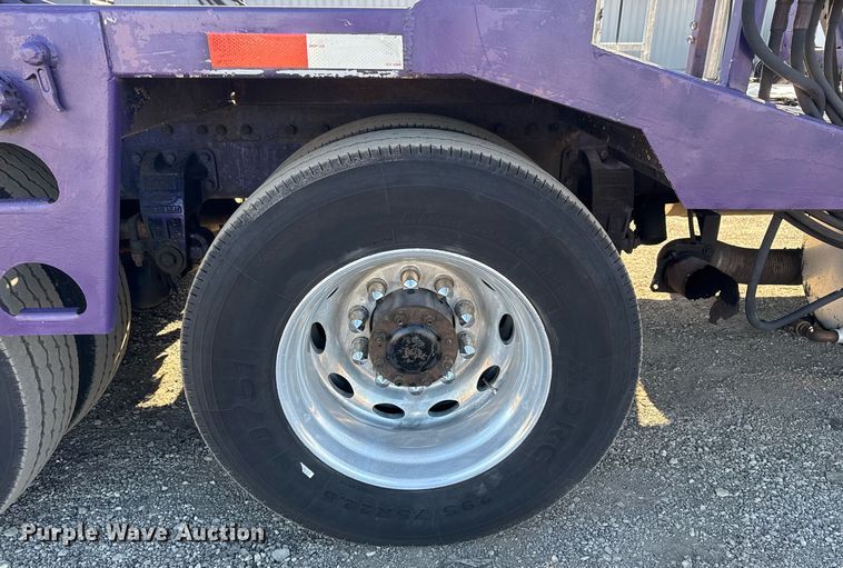 image for item EG2506 1999 Peterbilt 377 car carrier truck with car carrier trailer