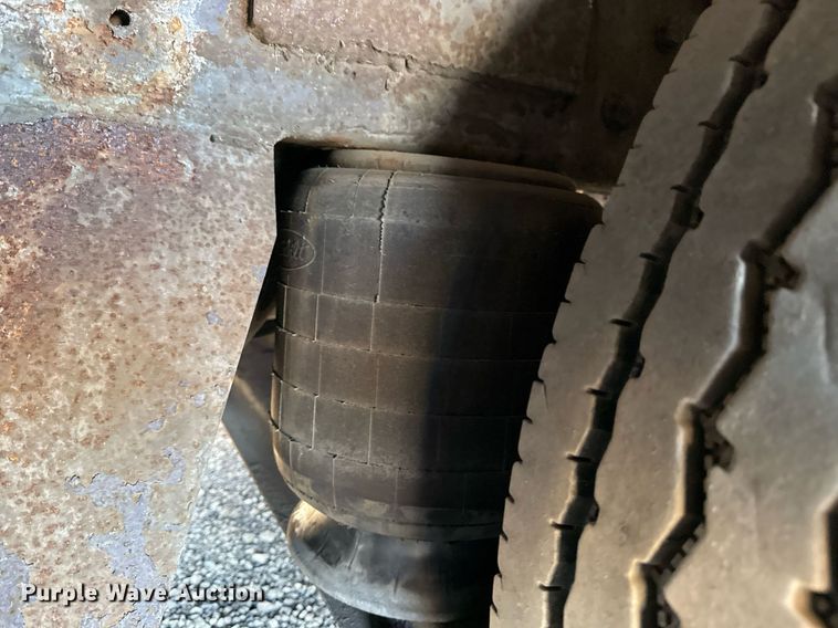 image for item EG2506 1999 Peterbilt 377 car carrier truck with car carrier trailer