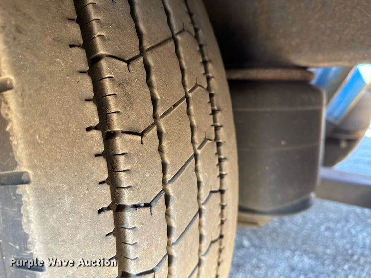 image for item EG2506 1999 Peterbilt 377 car carrier truck with car carrier trailer